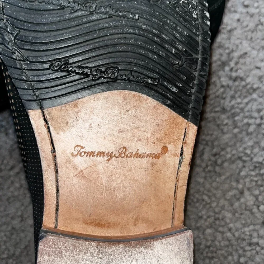 TOMMY BAHAMA Felton Loafer Nubuck Perforated Slip-On Shoes  display picture 1
